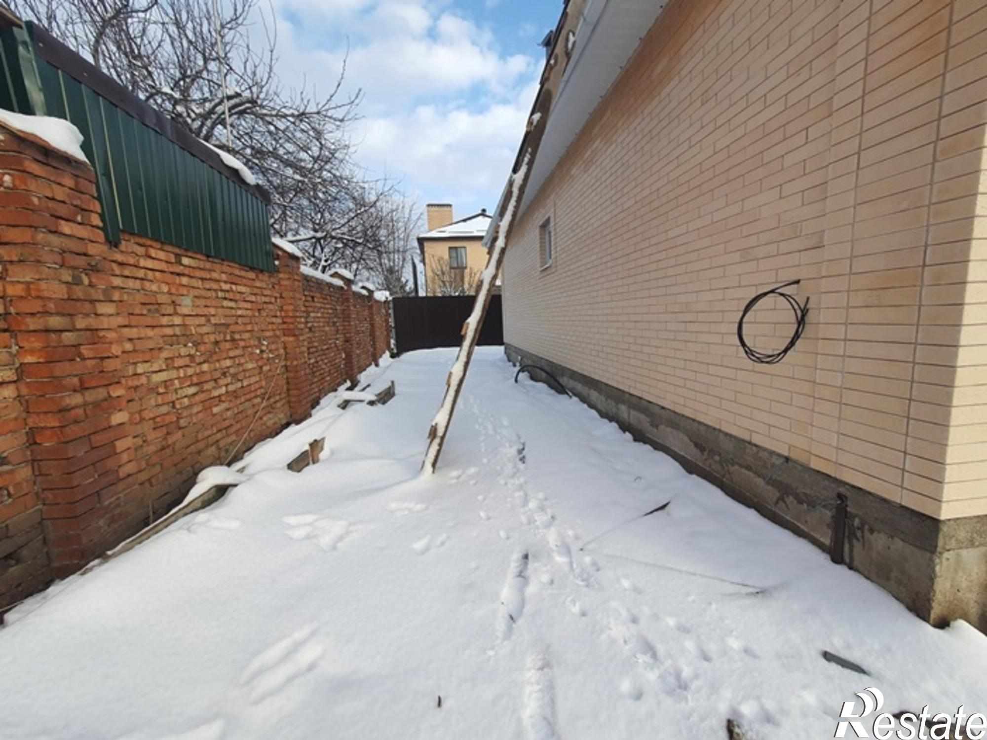 Купить дачу, дом, коттедж за 6 500 000 рублей на ул.Мира улица, 500