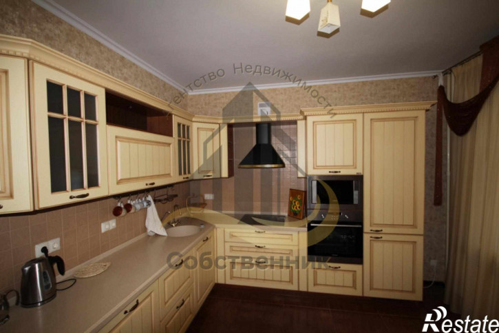 3-комн квартира Степной мкр, 20