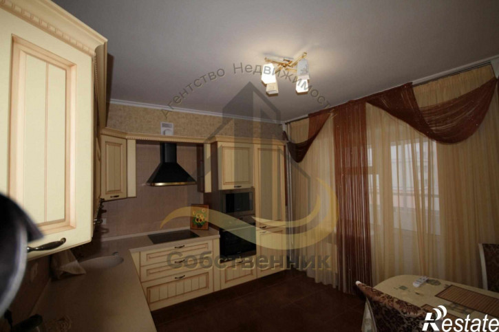 3-комн квартира Степной мкр, 20