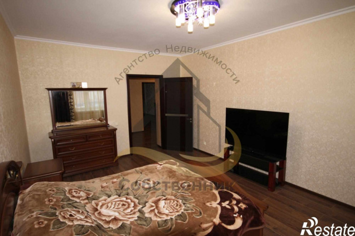 3-комн квартира Степной мкр, 20