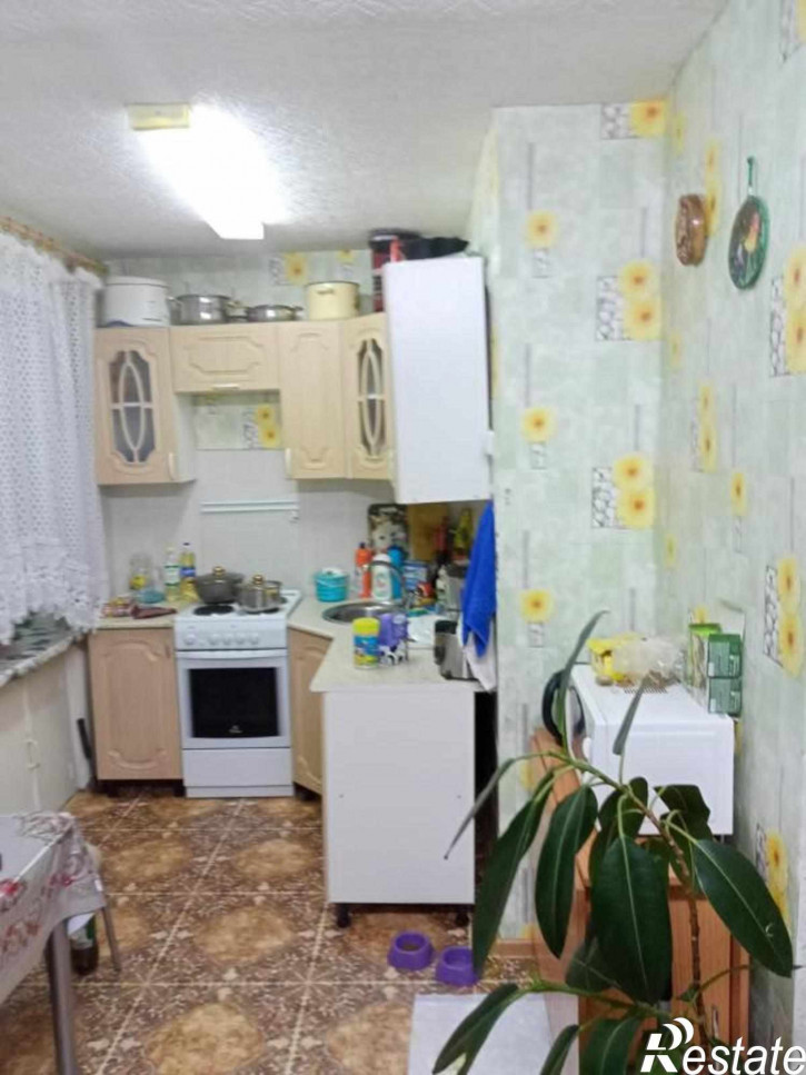 4-комн квартира Угольщиков, 22