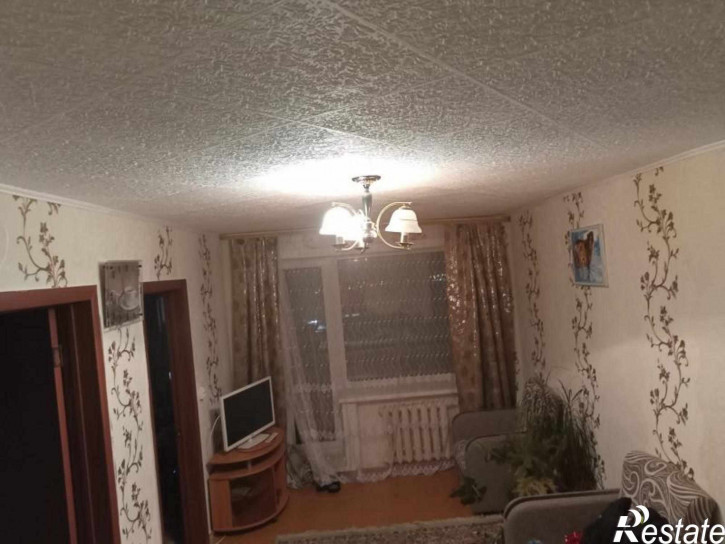 4-комн квартира Угольщиков, 22