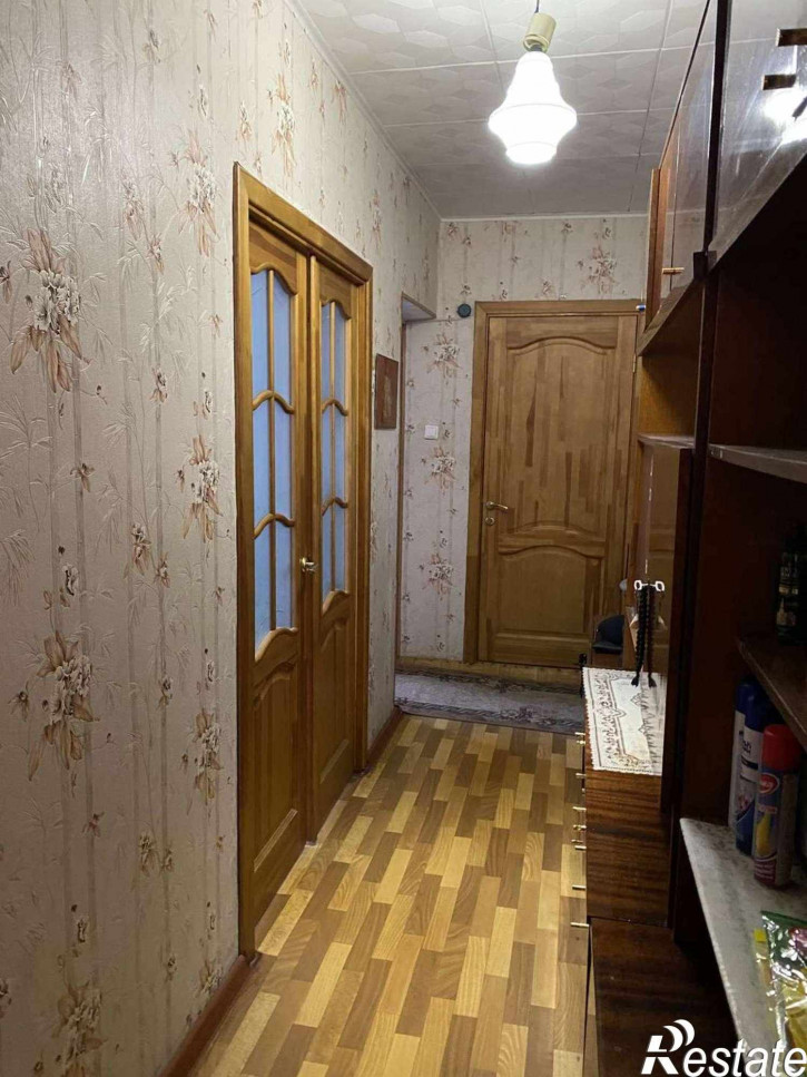 3-комн квартира 60 Армии улица, 1