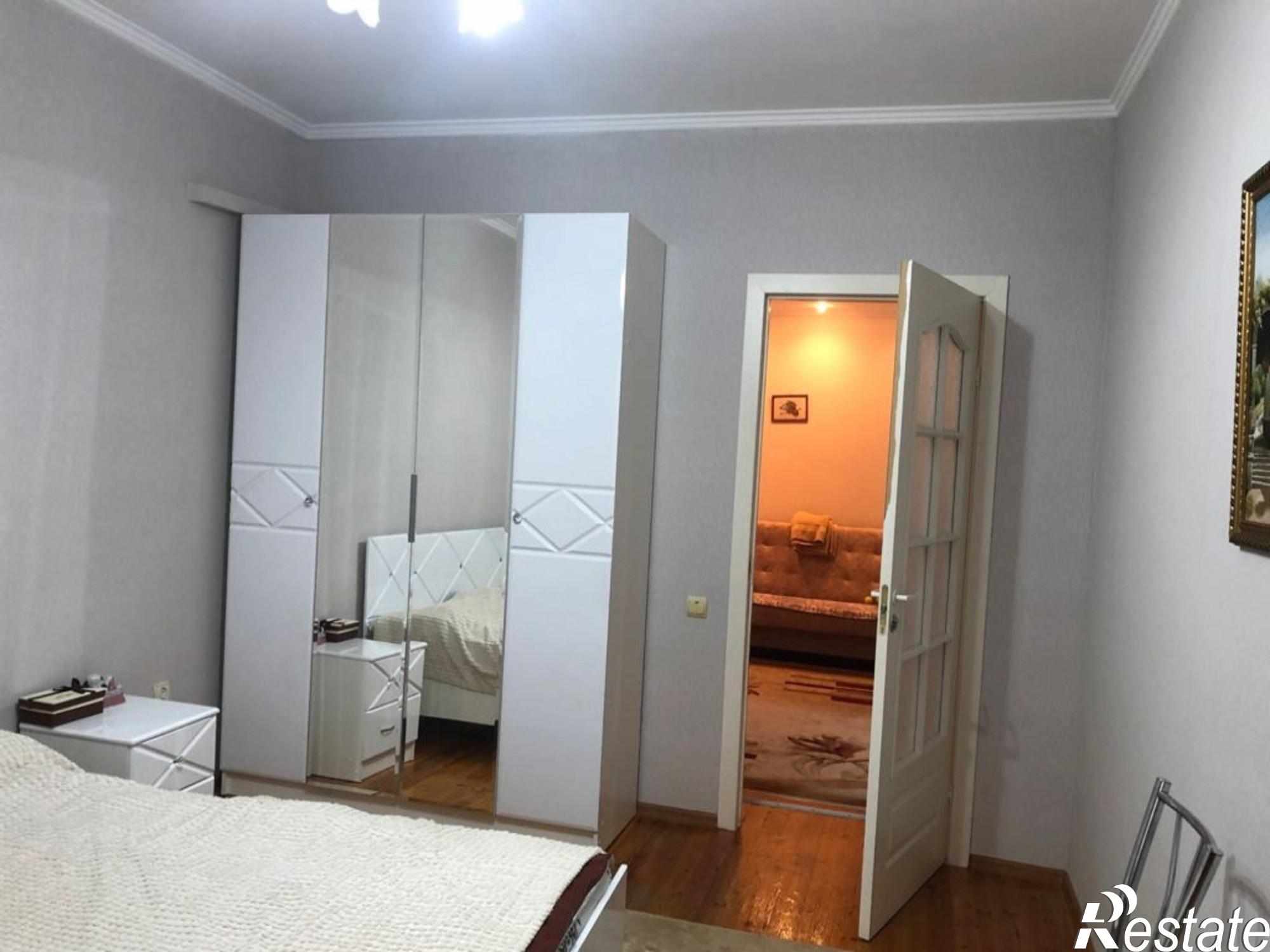Купить квартиру за 12 500 000 рублей на Луначарского, 256