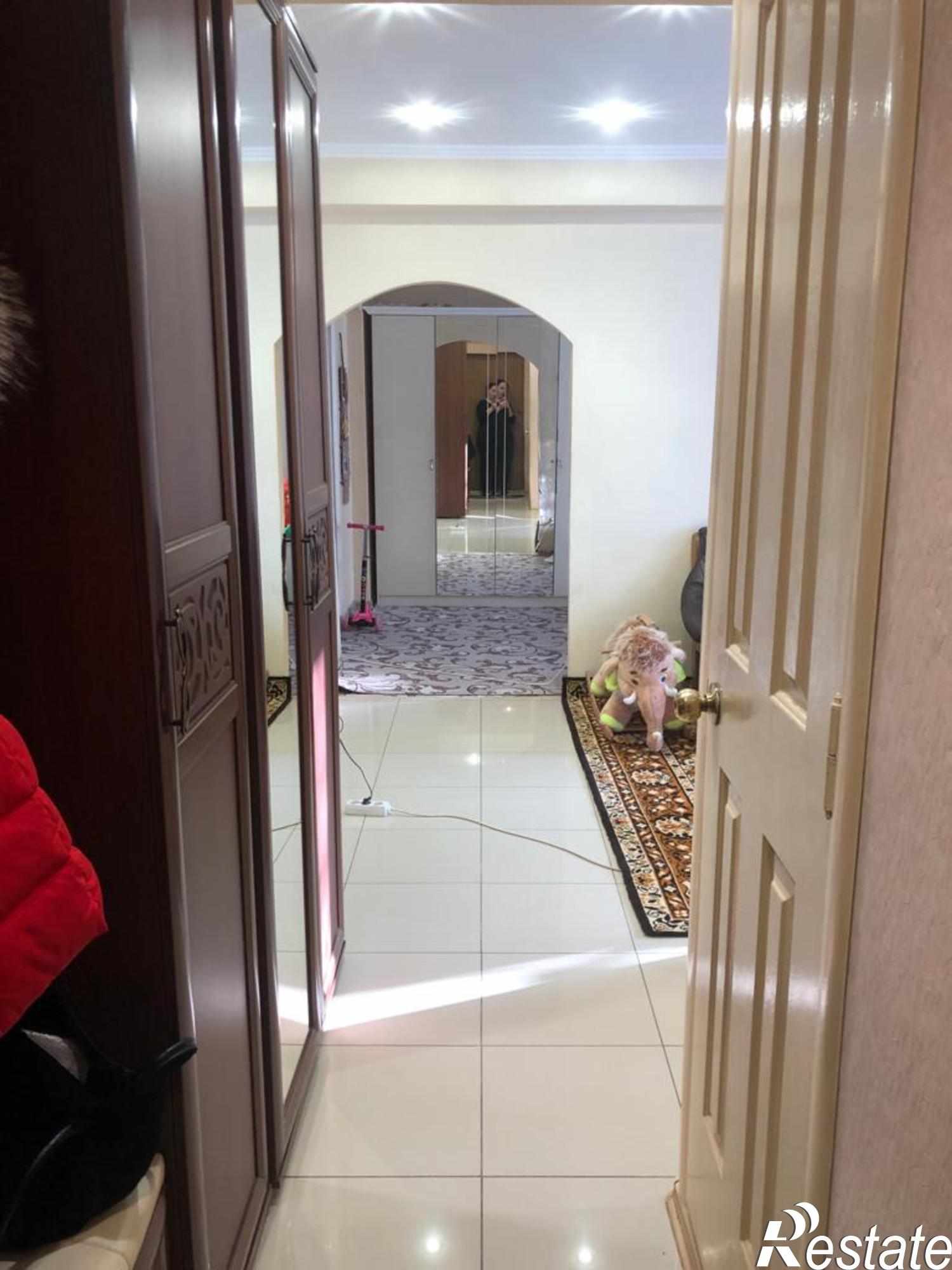 Купить квартиру за 5 100 000 рублей на Юлиуса Фучика ул, 15