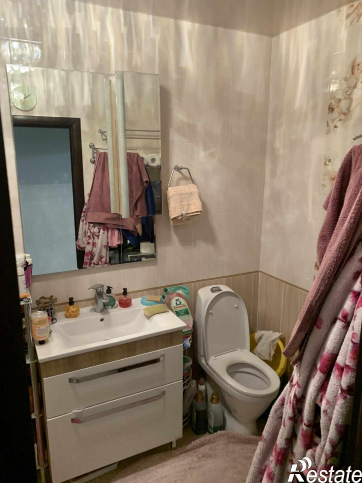 2-комн квартира Булгакова ул, 7