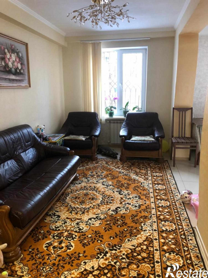 3-комн квартира Юлиуса Фучика ул, 15