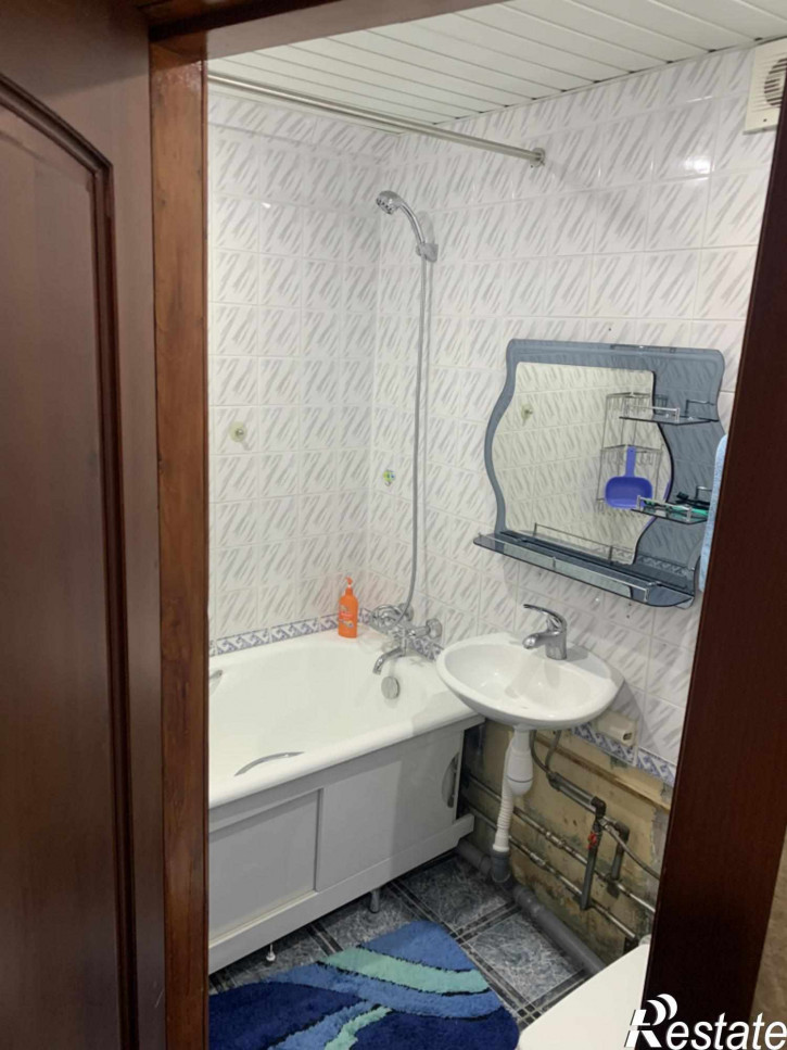 1-комн квартира Калинина пр-кт, 2к4
