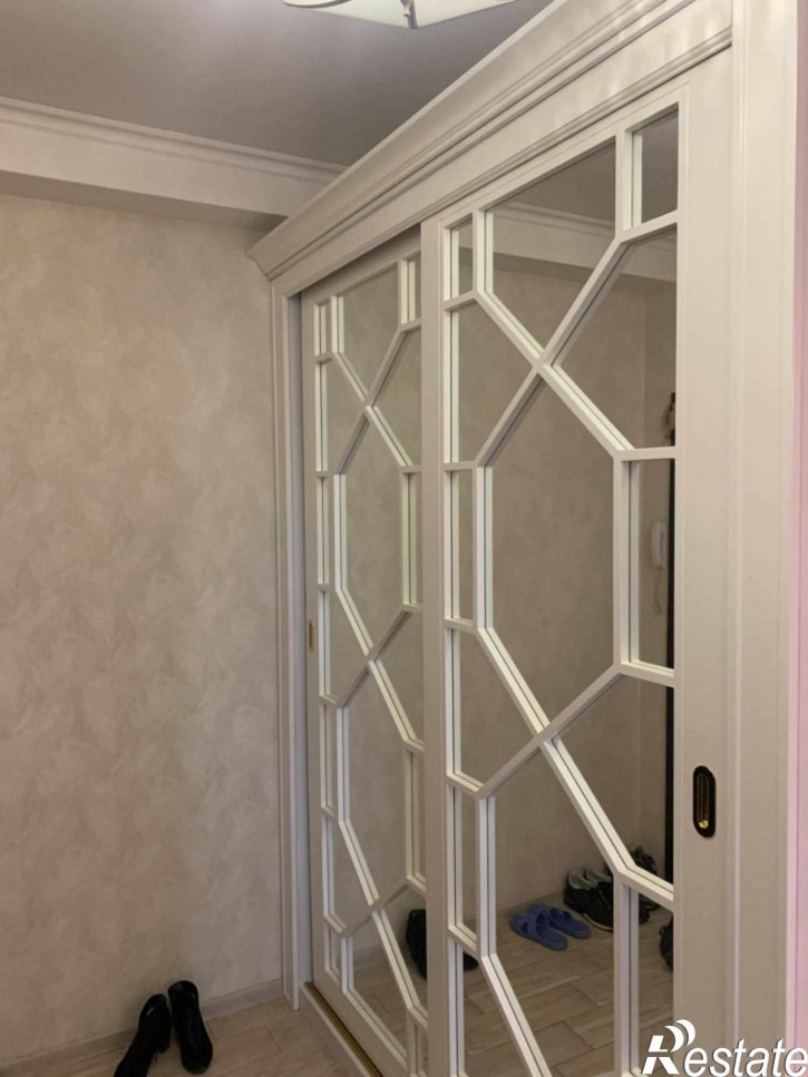 2-комн квартира Булгакова ул, 7
