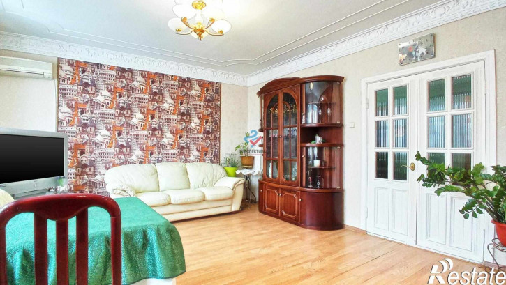 3-комн квартира проспект Строителей, 2А