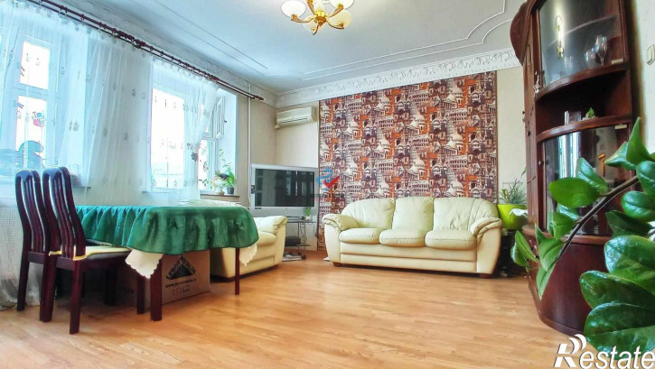 3-комн квартира проспект Строителей, 2А