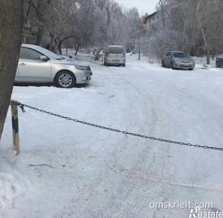 3-комн квартира Карбышева ул, 27