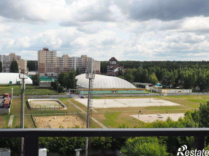 3-комн квартира Баныкина улица, 11б