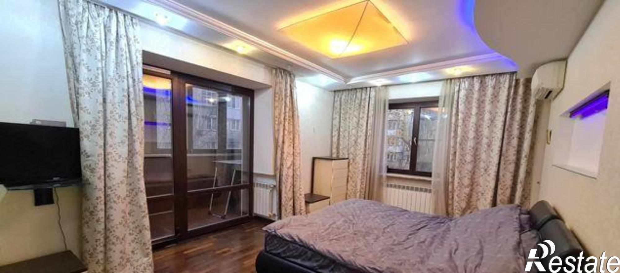 Купить квартиру за 12 850 000 рублей на Филимоновская улица, 128