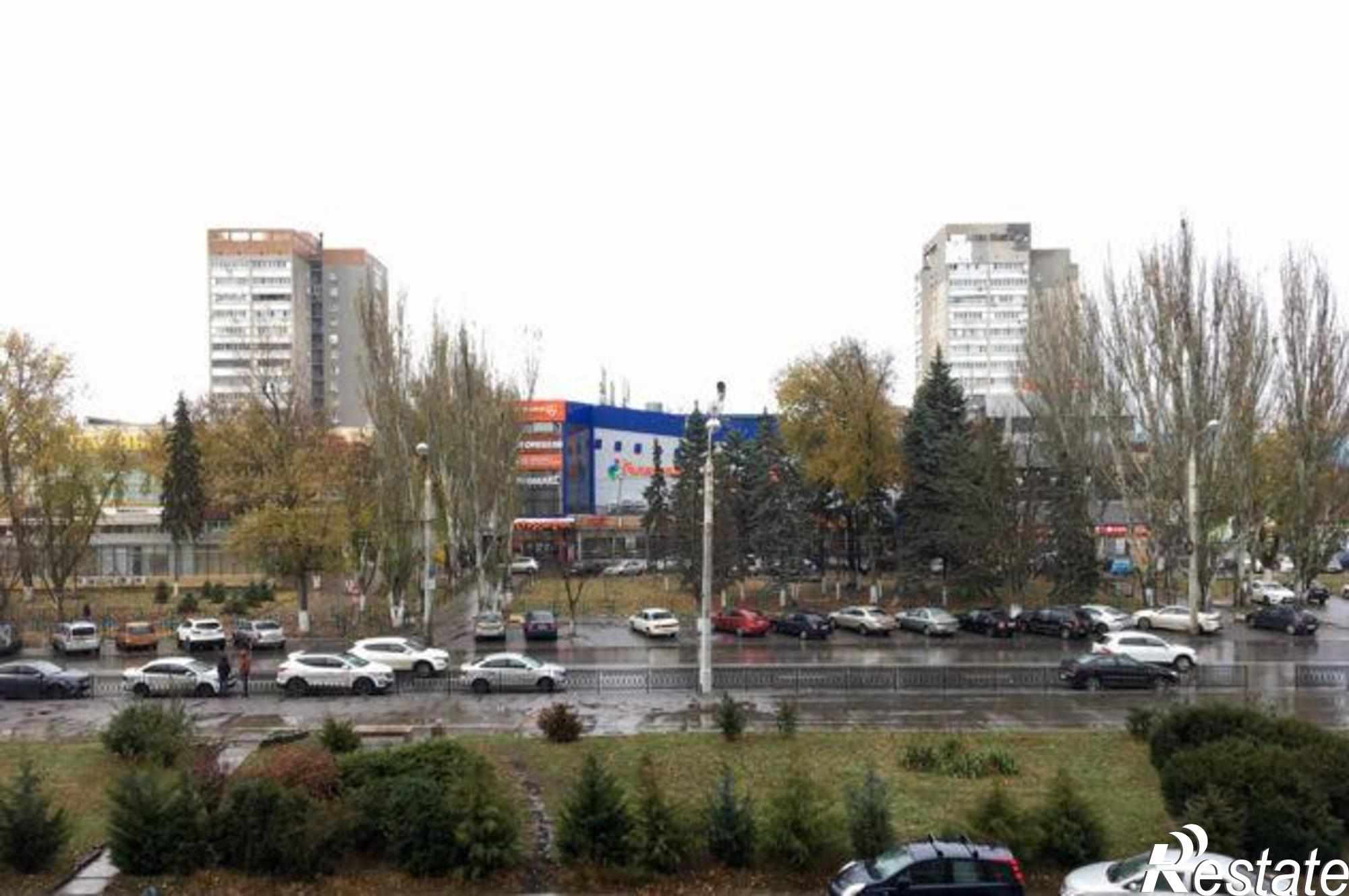 Купить квартиру за 2 800 000 рублей на Коммунистический проспект, 27