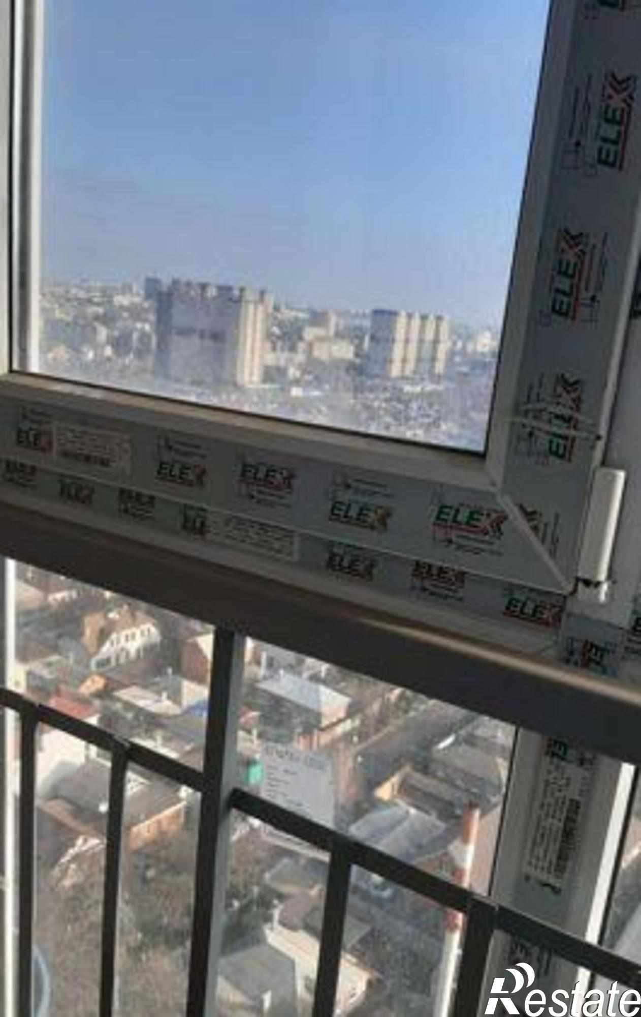 Купить квартиру за 3 750 000 рублей на Таврическая улица, 4