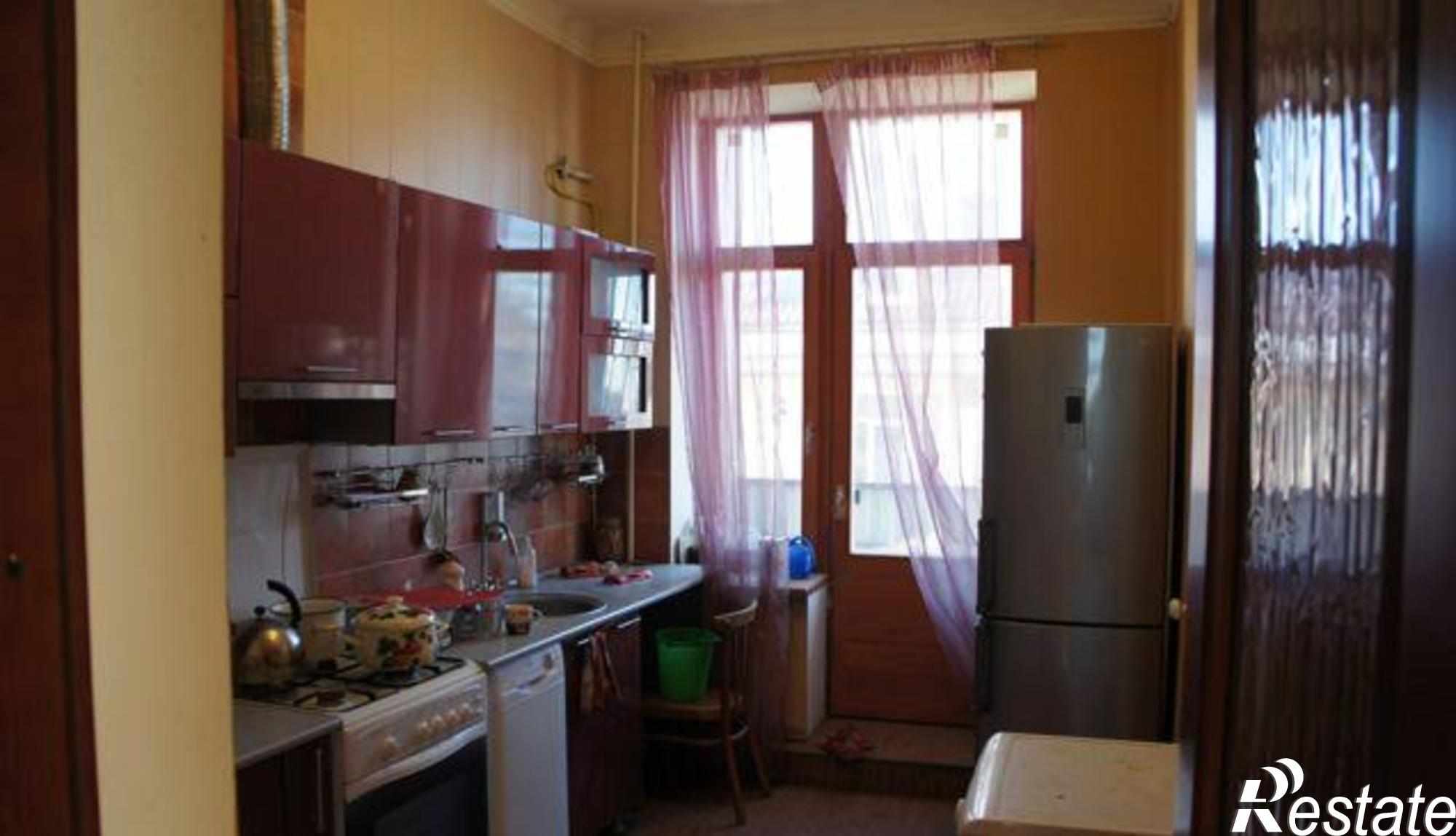 Купить квартиру за 6 100 000 рублей на улица Седова, 14/1