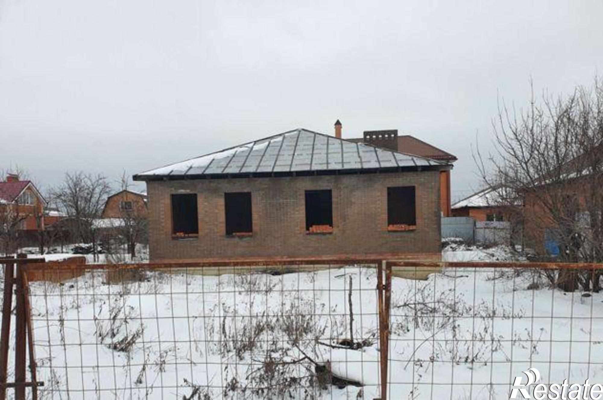 Купить дачу, дом, коттедж за 2 570 000 рублей на 8-я Турнирная улица, 6