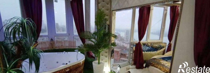 3-комн квартира Крыловской переулок, 10
