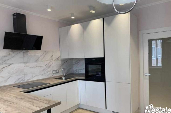 2-комн квартира улица Ерёменко, 108с1