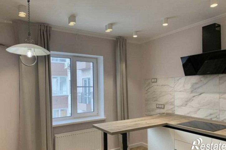 2-комн квартира улица Ерёменко, 108с1