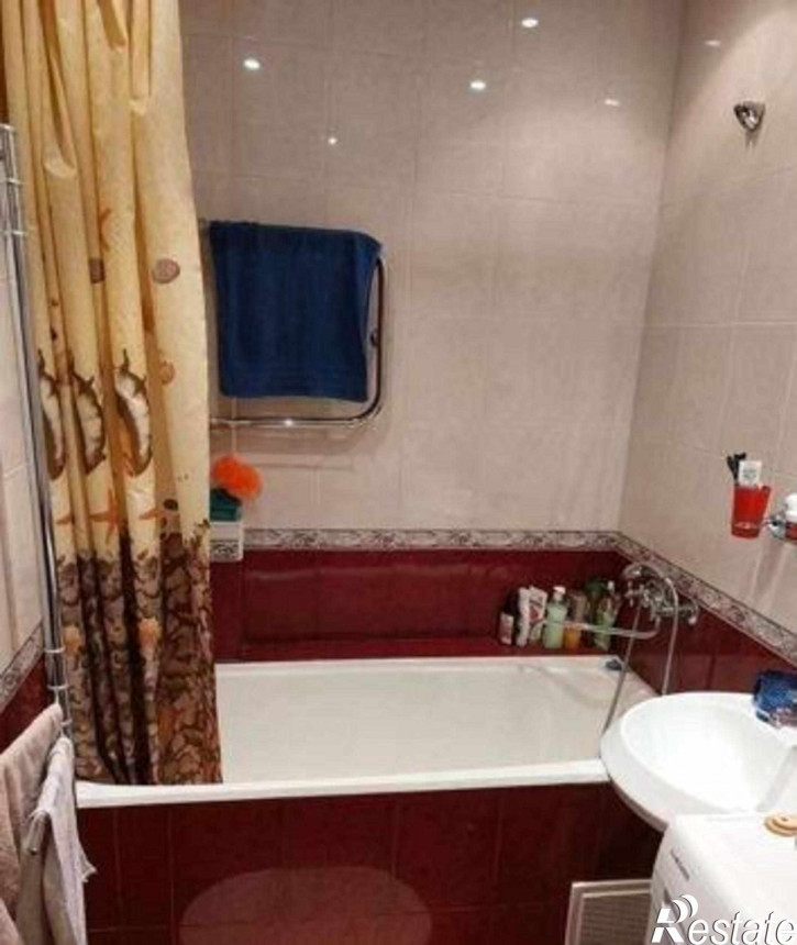 2-комн квартира бульвар Комарова, 20/1