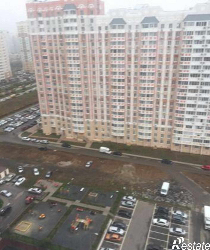 3-комн квартира улица Еляна, 68