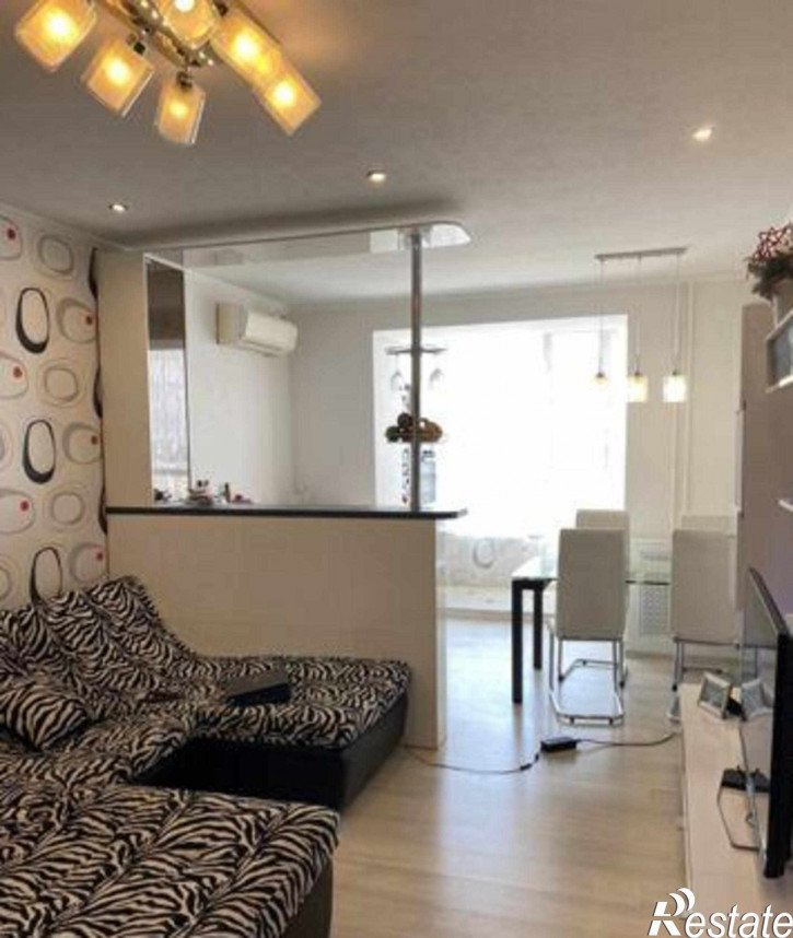 3-комн квартира проспект Королёва, 25Г