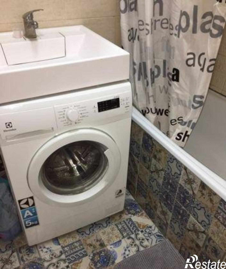 2-комн квартира улица Венеры, 24к19