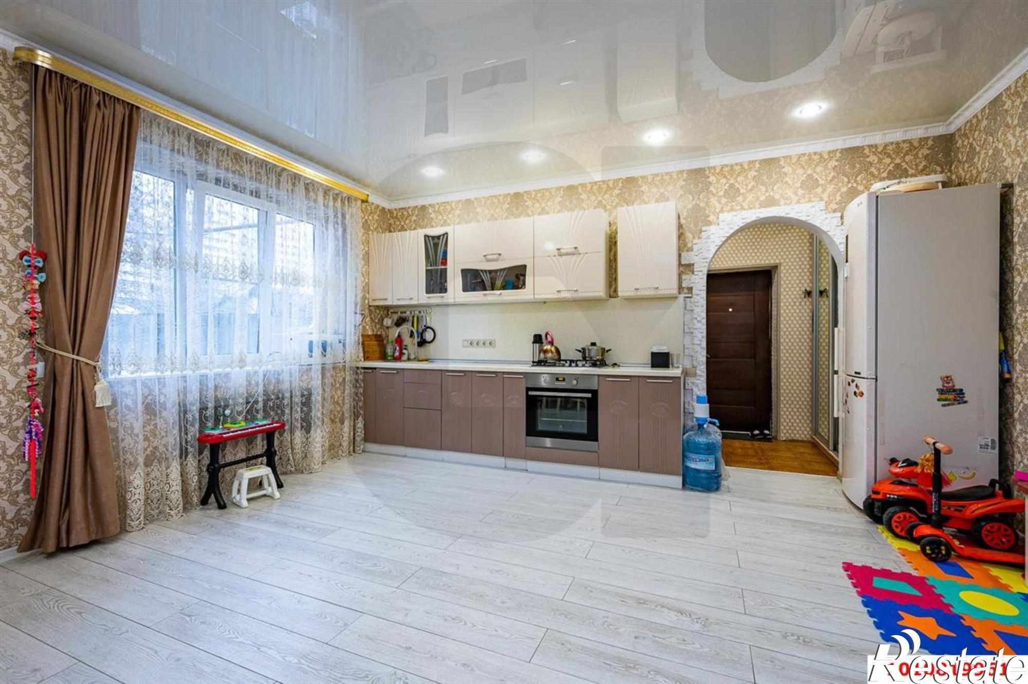 Купить дачу, дом, коттедж за 7 199 000 рублей на Минская, 8