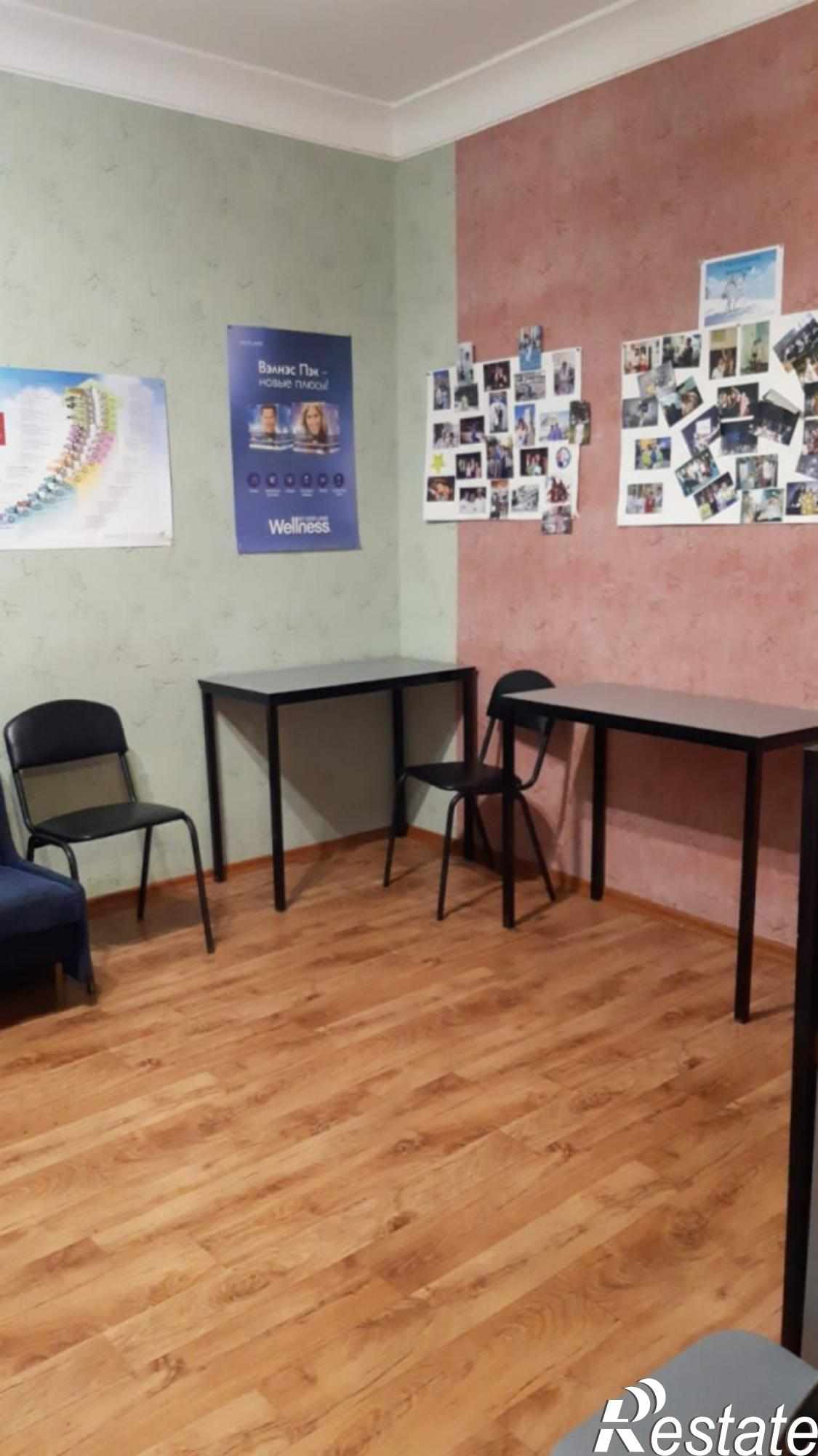 Купить квартиру за 3 150 000 рублей на Короленко ул, 4