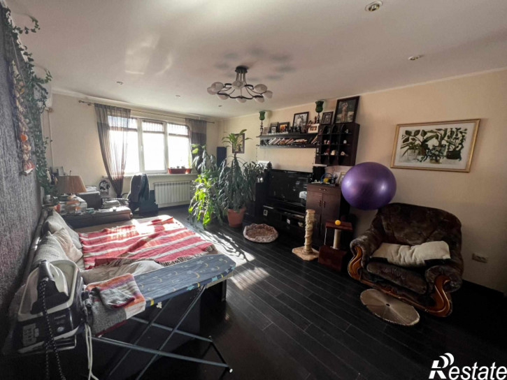 2-комн квартира Дунаевского ул, 1к2