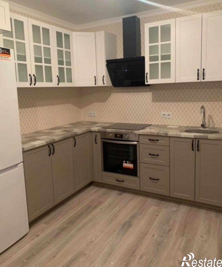 2-комн квартира Половинко ул, 280к1