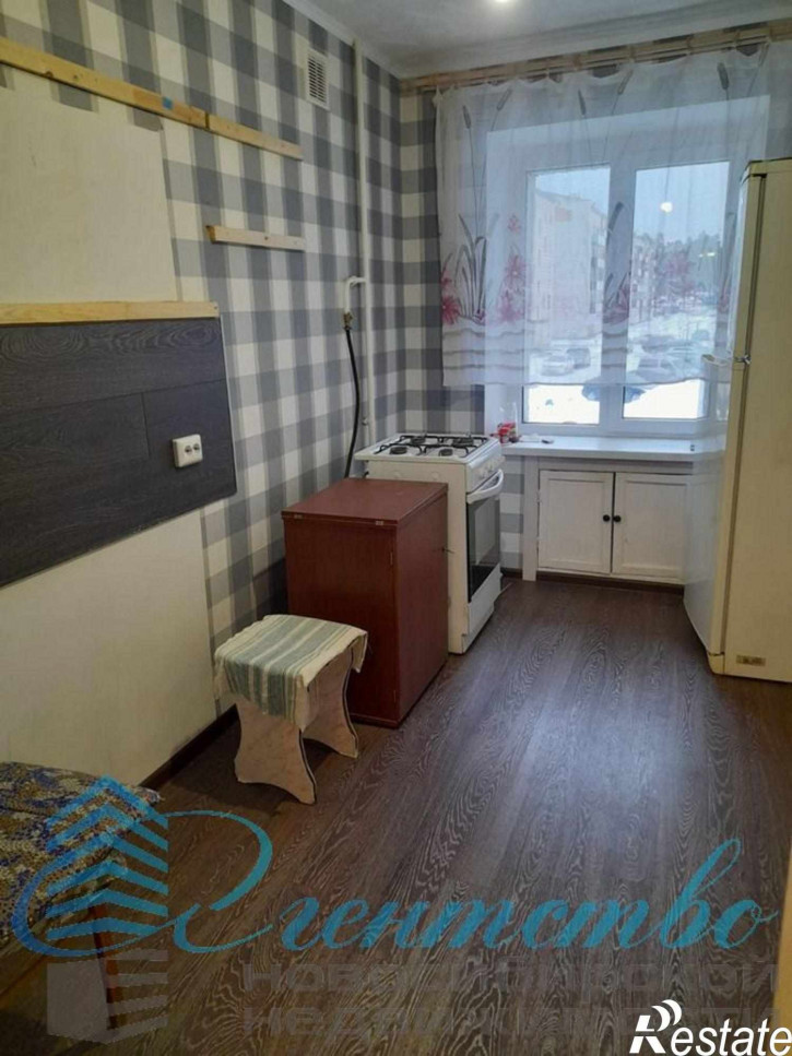 2-комн квартира Красный яр,29
