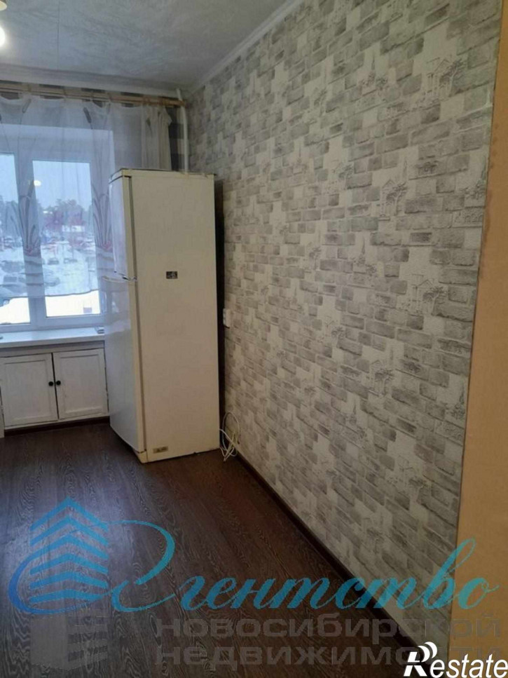 2-комн квартира Красный яр,29