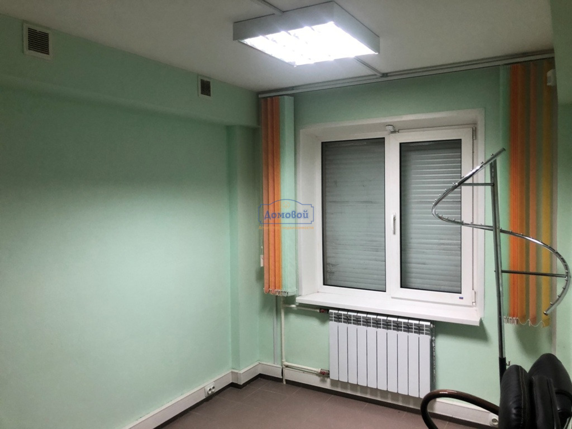 Купить помещение свободного назначения за 7 300 000 рублей на Суворова ул.