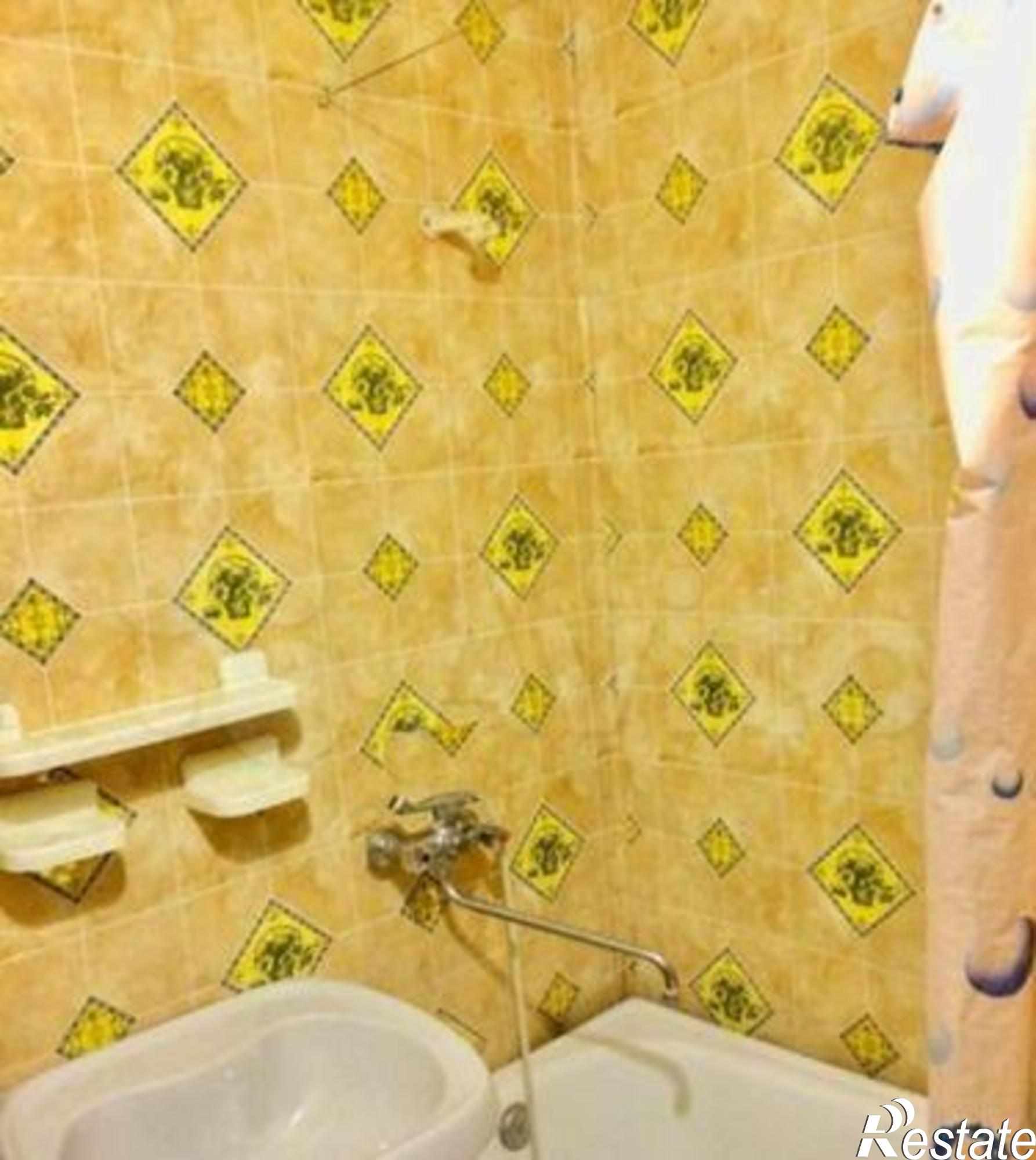 Купить квартиру за 2 250 000 рублей на улица Щаденко, 2/256