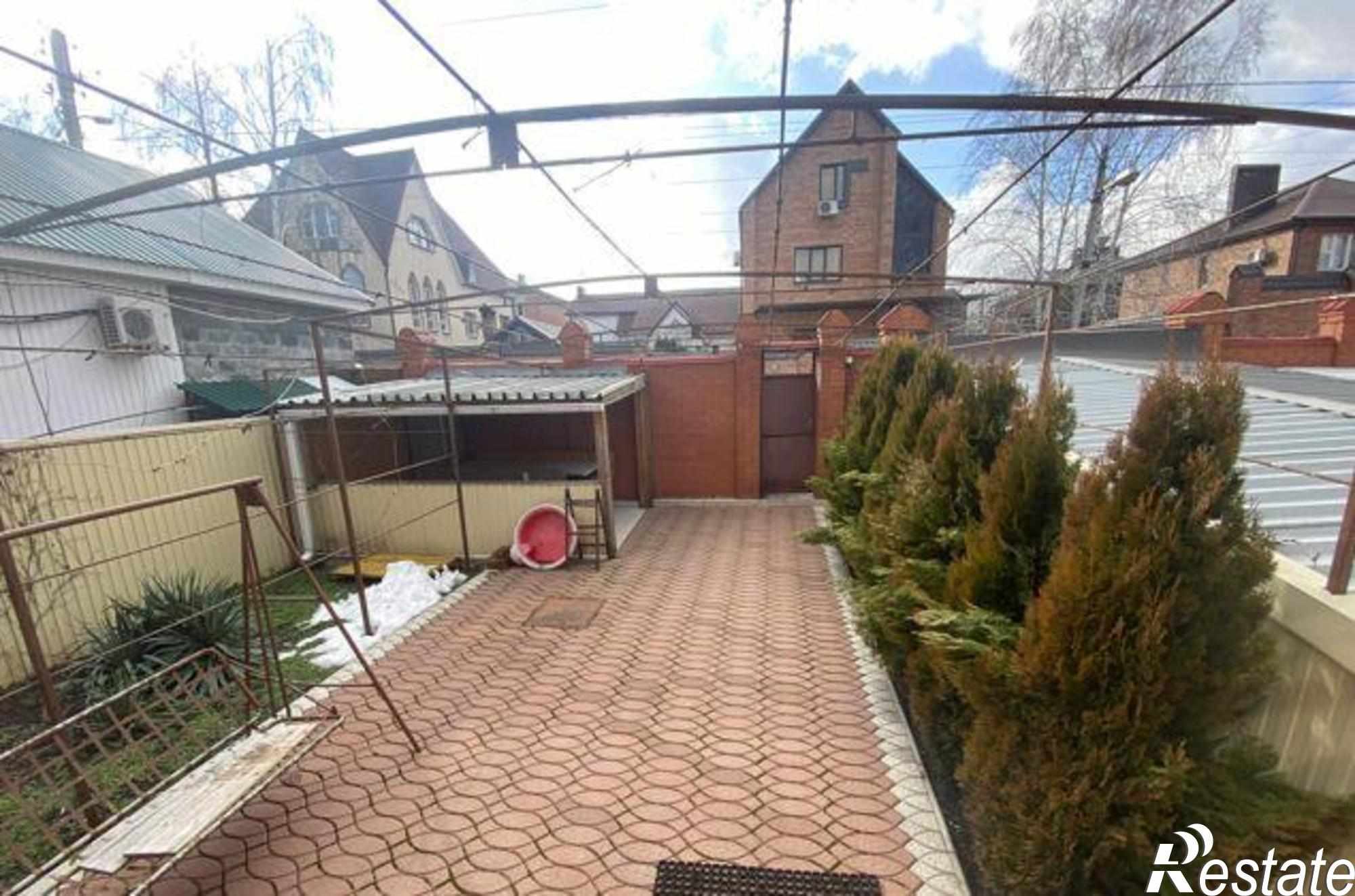 Купить дачу, дом, коттедж за 16 400 000 рублей на улица Пархоменко, 66Б