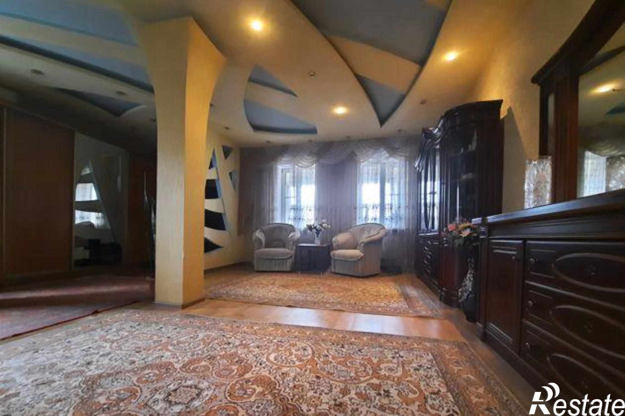 Купить дачу, дом, коттедж за 6 460 000 рублей на Центральная улица, 5