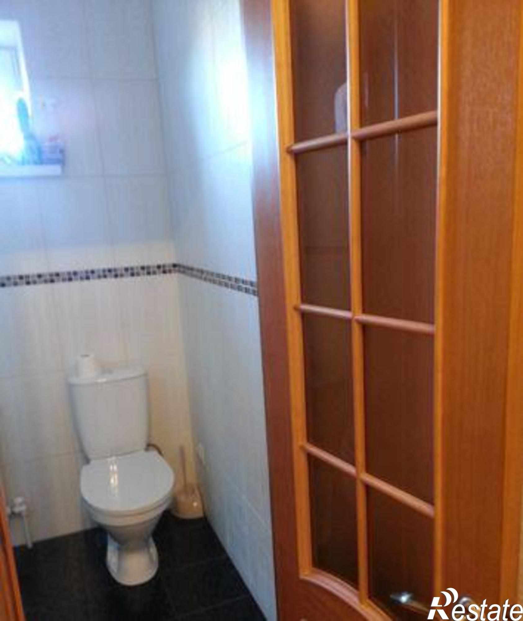 Купить дачу, дом, коттедж за 11 880 000 рублей на Золотистая улица, 34