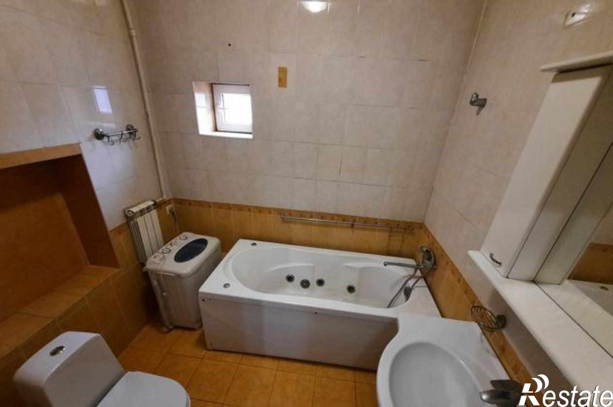 Купить дачу, дом, коттедж за 6 460 000 рублей на Центральная улица, 5