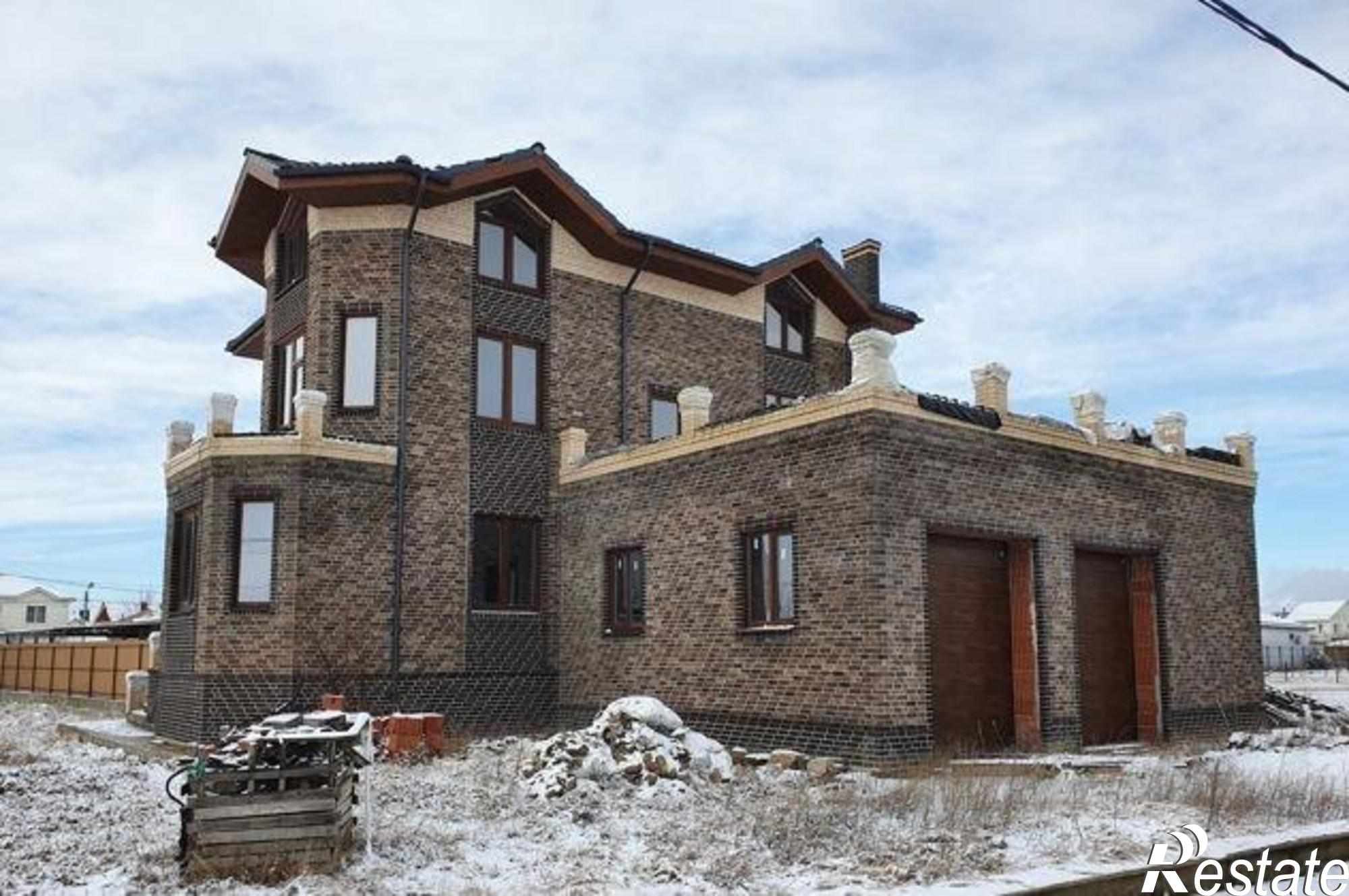 Купить дачу, дом, коттедж за 21 850 000 рублей на бульвар Белой Акации, 33