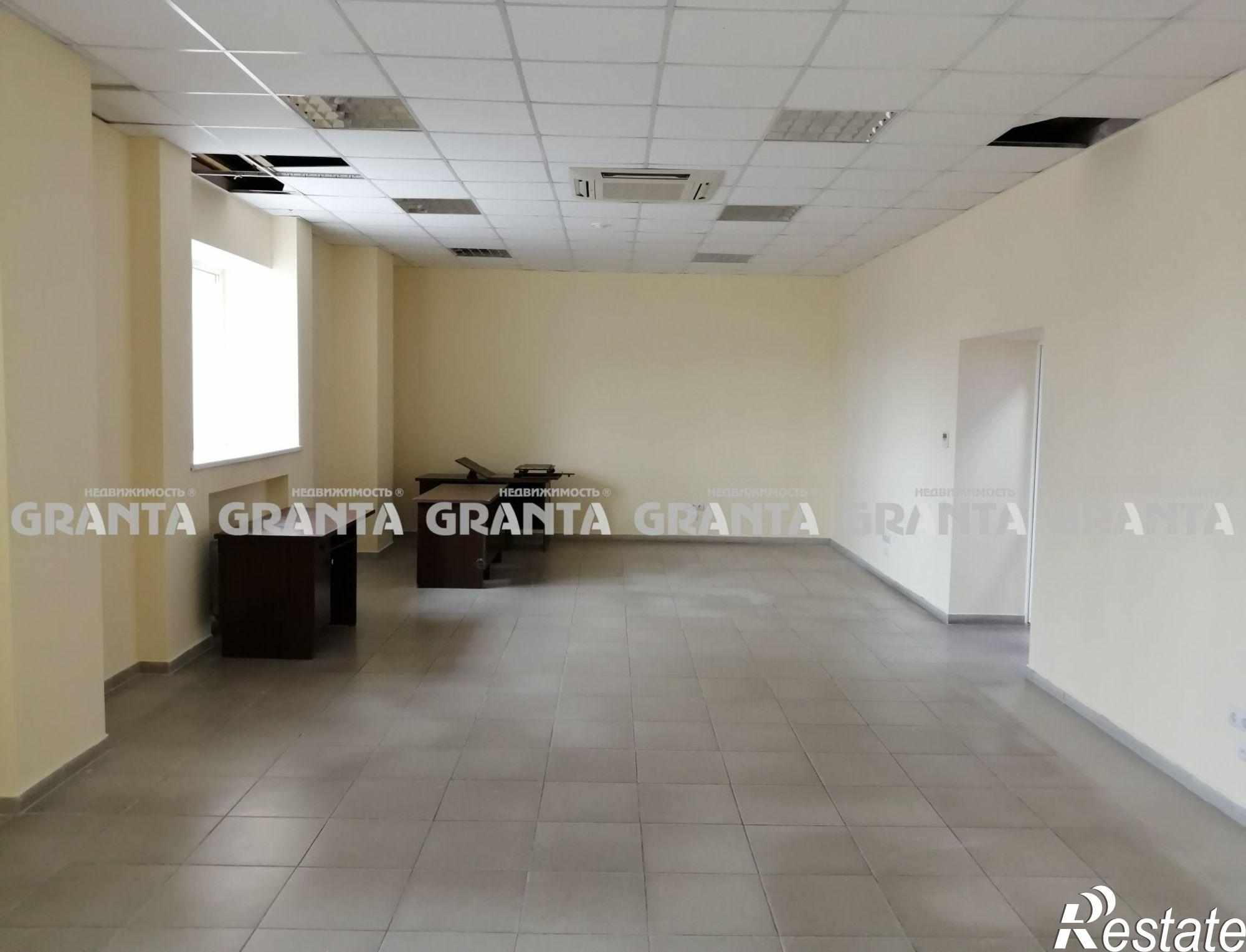 Сдать офис, помещение под офис за 24 400 рублей на ул Сплавучасток, 9