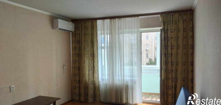 1-комн квартира улица Жмайлова, 6