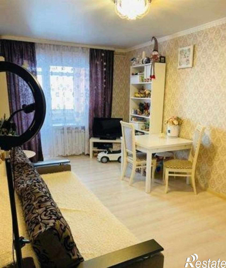 3-комн квартира улица 45-я Линия, 9