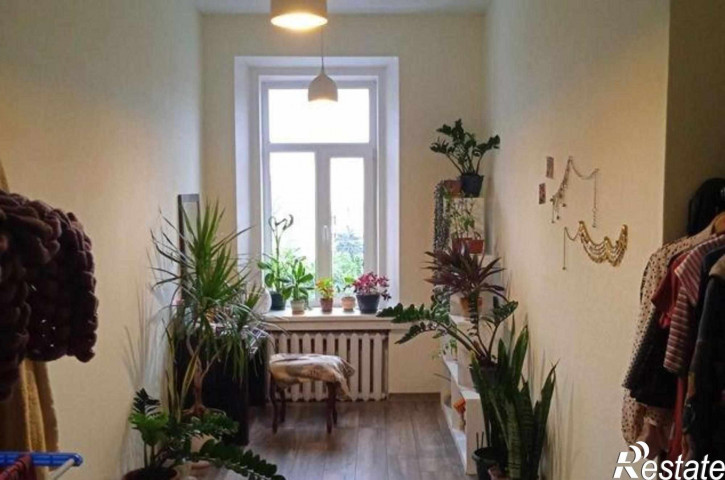 2-комн квартира улица Станиславского, 103