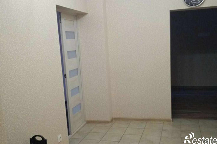 2-комн квартира улица Станиславского, 103