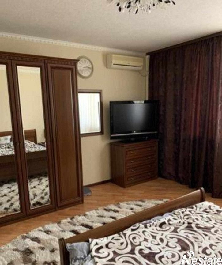 4-комн квартира Советская улица, 51