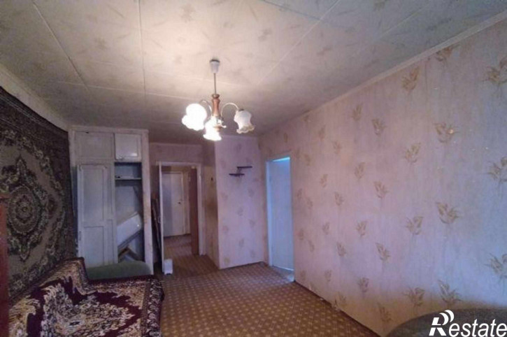 3-комн квартира улица Быковского, 1