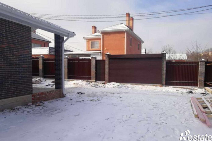 Коттедж/дом Бежевая улица, 34